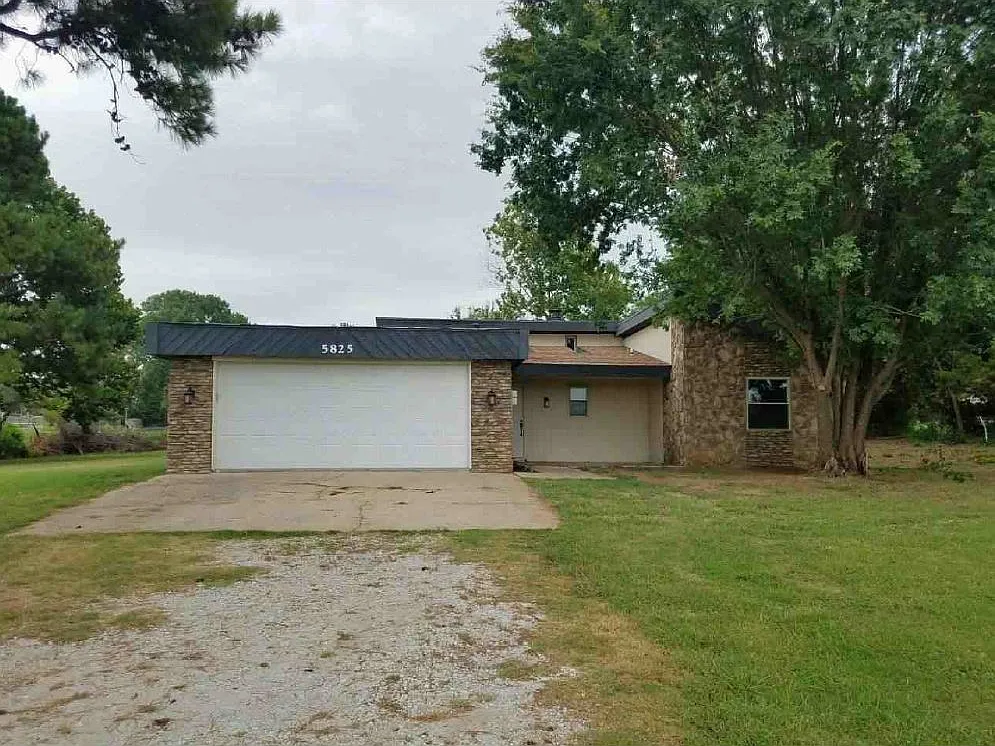 3 bed, 1560 sqft, $1,600 — Photo 4