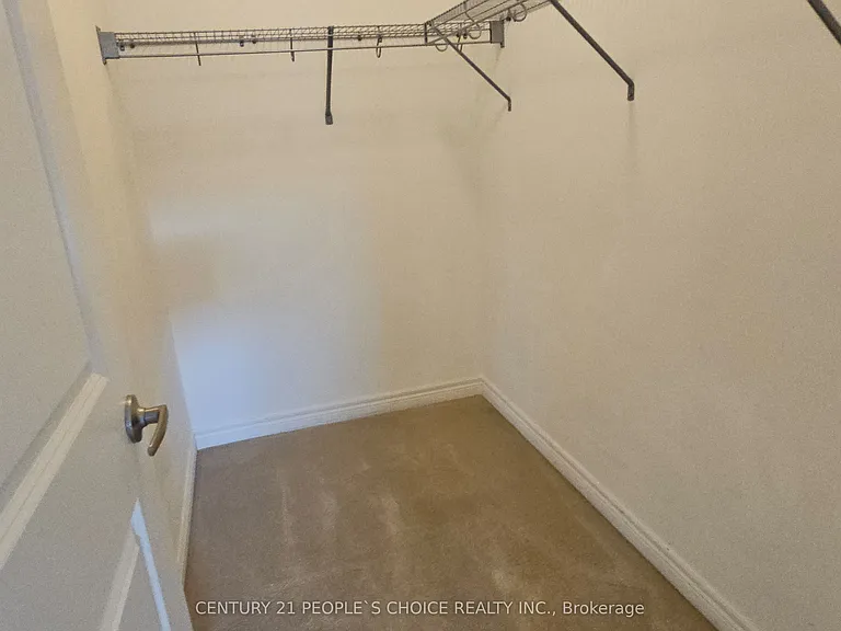 32 Meadowcreek Rd — Photo 22