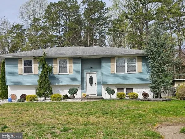 220 Doren Ter, Vineland, NJ 08360