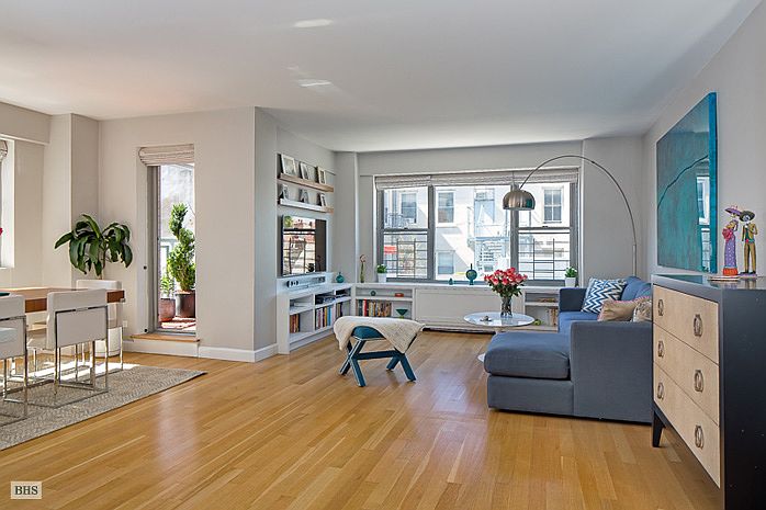 1st image of 2 5th Ave APT 5J