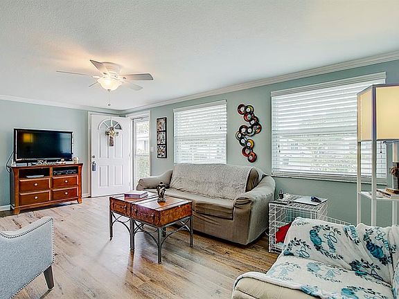 2nd image of 445 Circlewood Dr