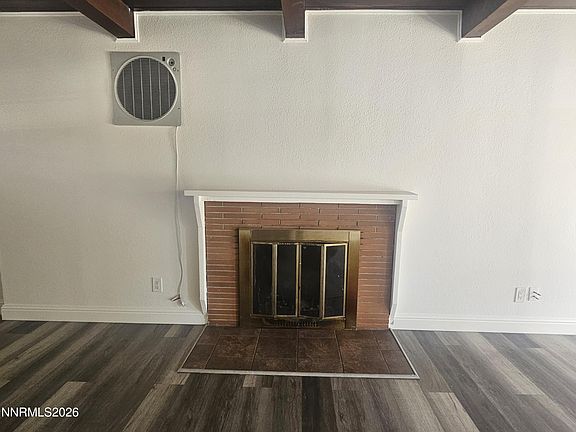 5th image of 880 Southworth Dr
