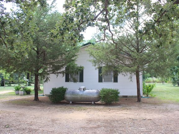 4th image of 845 County Road 4007