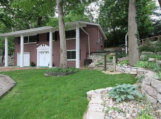 1011 Grand Ave, Edwardsville, IL
