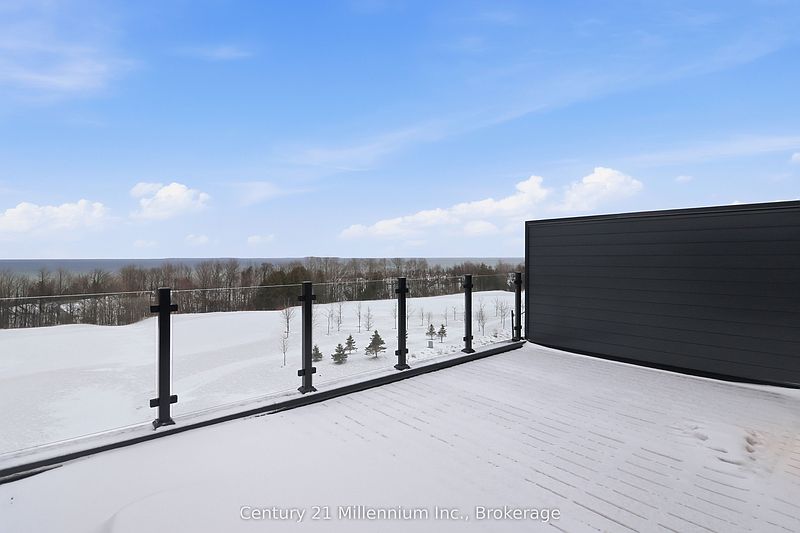 The Blue Mountains Townhouse for rent - 3 Bedrooms — photo 28