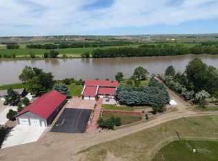 4 Fairgrounds Rd, Glendive, MT 59330