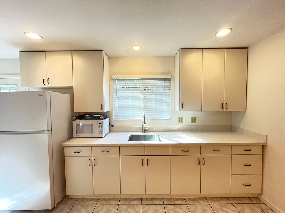 1st image of 557 Maybell Ave #C