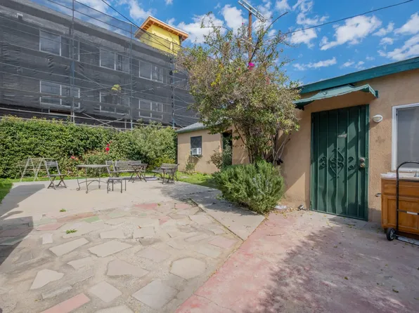 5256 1/2 Cleon Ave, North Hollywood, CA 91601