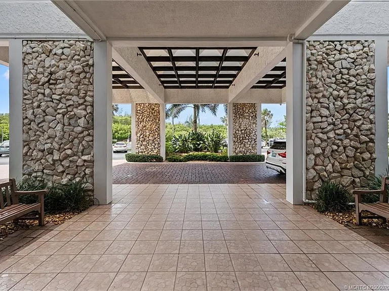 9960 S Ocean Dr #Penthouse 5 — Photo 12
