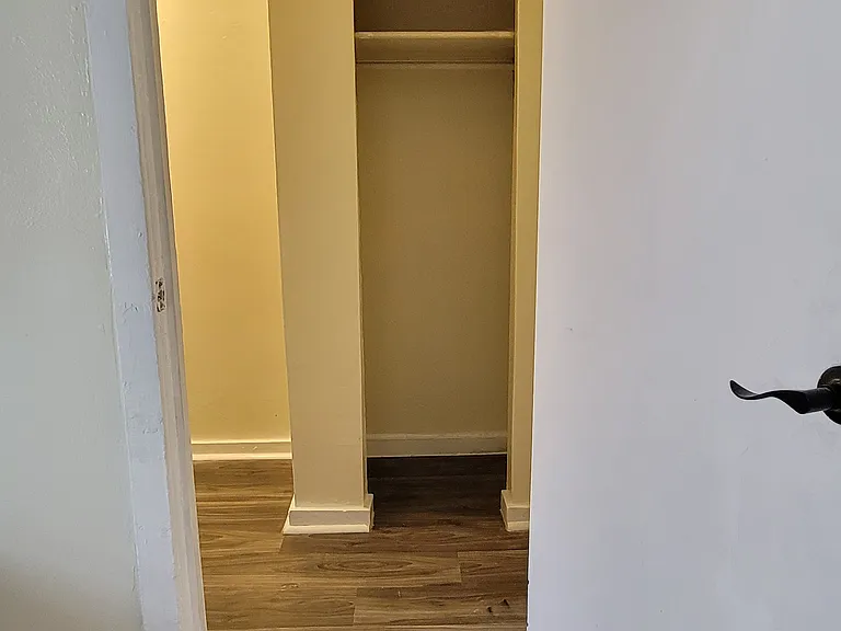 3443 Clearview Ave #2 — Photo 13