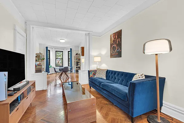 Rented by Douglas Elliman | media 23