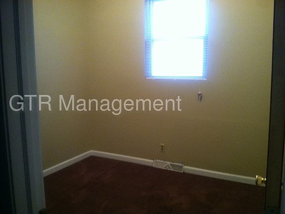 4th image of 4016-12 N 24th St #3711