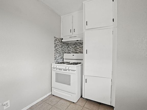 5th image of 3908 Hercules Ave