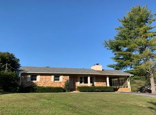 415 Ironwood Ave, Livingston, TN 38570
