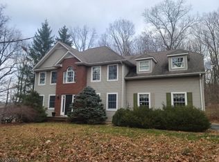 14 Pheasant Walk, Sparta, NJ 07871