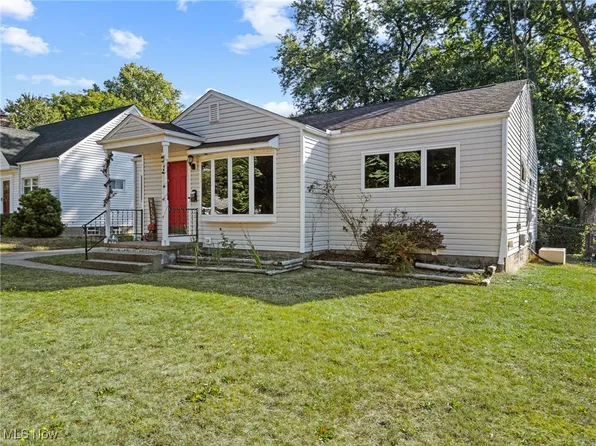 459 Alaho St, Akron, OH 44305