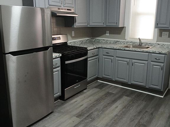 4th image of 2918 Tulip St