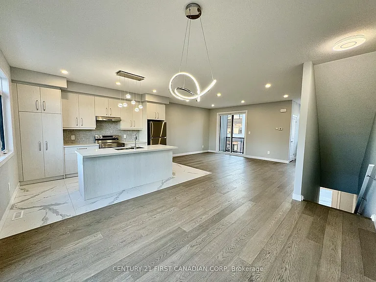 349 Southdale Rd E #26 — Photo 6