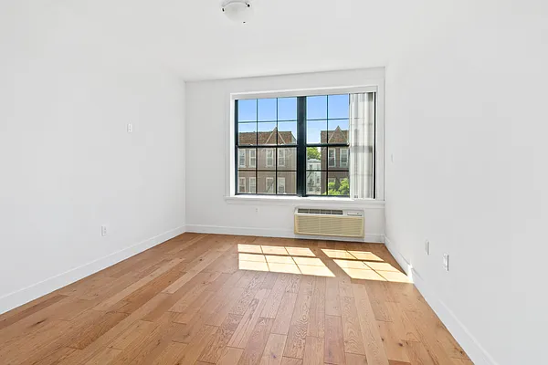 Rented by Douglas Elliman | media 16