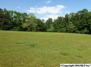 143 Wolf Creek Dr, Albertville, AL 35951