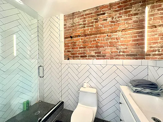 Rented by Nolita Group | media 20