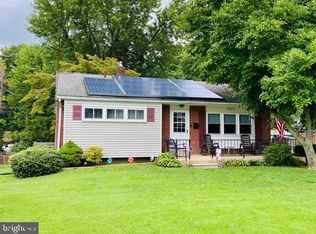 4427 Park Ln, Aston, PA 19014