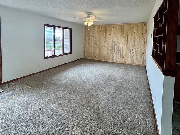 5th image of 330 W South St