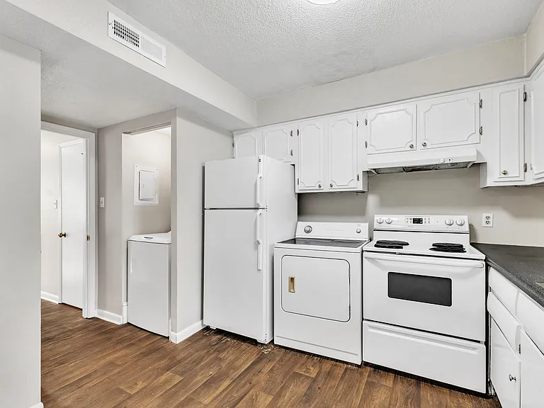 2376 Champion Ct — Photo 13