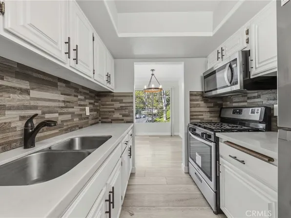 600 Central Ave APT 376, Riverside, CA 92507