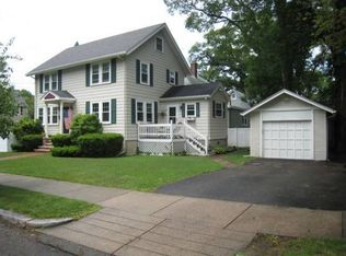 4 Glendale Ave, Melrose, MA 02176