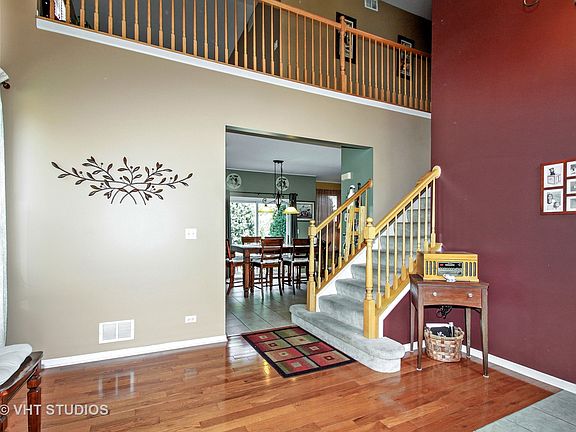 2nd image of 614 Bluebird Dr