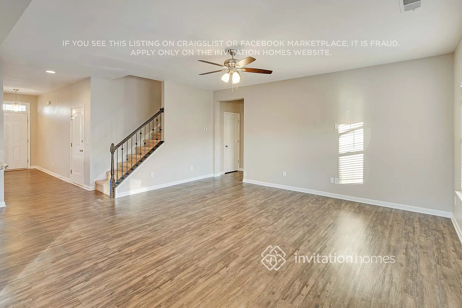 3604 Moorhen Dr Charlotte, NC 28216 — Photo 3