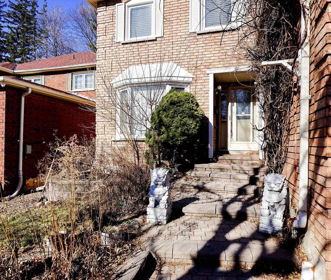 4 bed, $3,700 — Photo 1