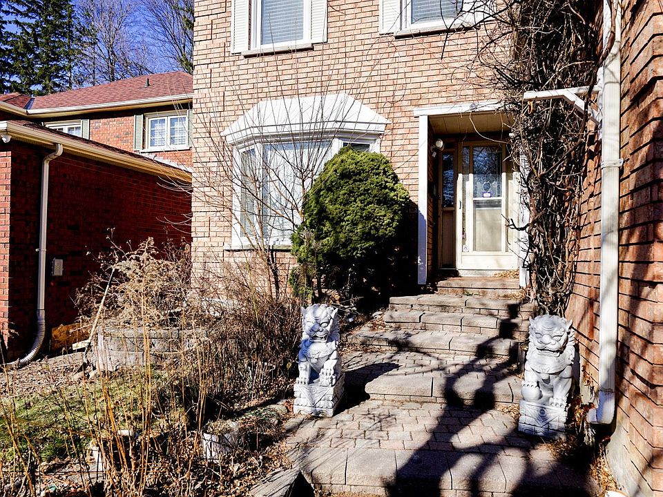 1st image of 26 Dartmoor Dr