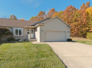 202 Trevor Trl, Onsted, MI 49265