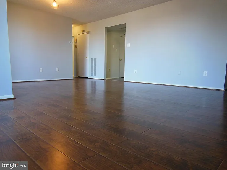 10237 Prince Pl #25-105 — Photo 7