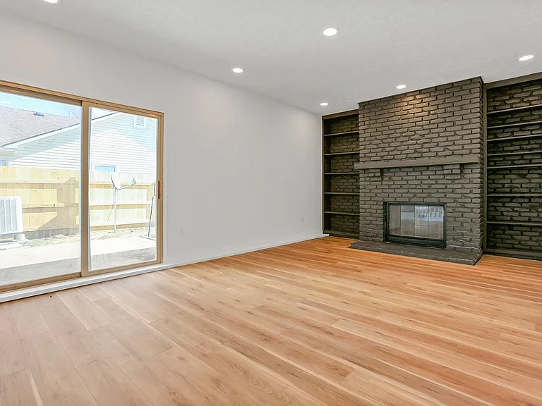 1747 Hightower Dr — Photo 14