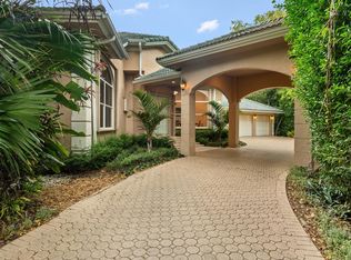 15 Thatch Palm Way, Ocean Reef, FL 33037