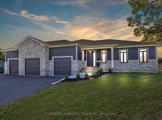 247 Arnold St, Kingston, ON K7M3M4