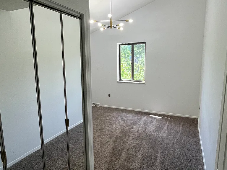 2918 Autumnwood Dr — Photo 7