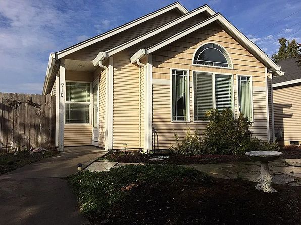 910 SE Rasmussen Blvd