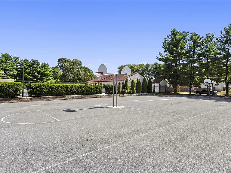 3594 Half Moon Gln — Photo 26