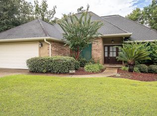 914 Bent Tree Cir, Pass Christian, MS 39571