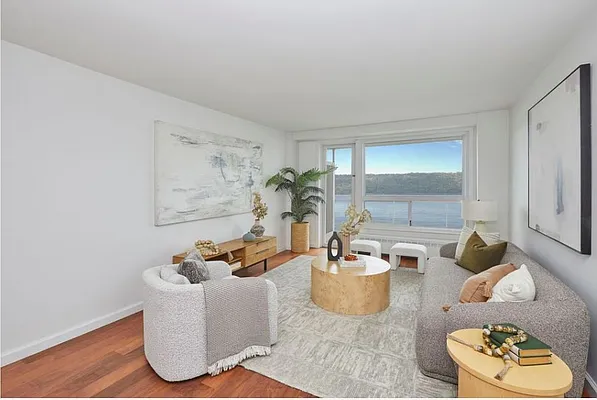 2575 Palisade Avenue #9F