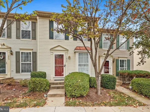 1865 Tiger Lily Cir, Woodbridge, VA 22192