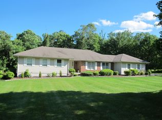 7 Runnymeade Rd, Chappaqua, NY 10514