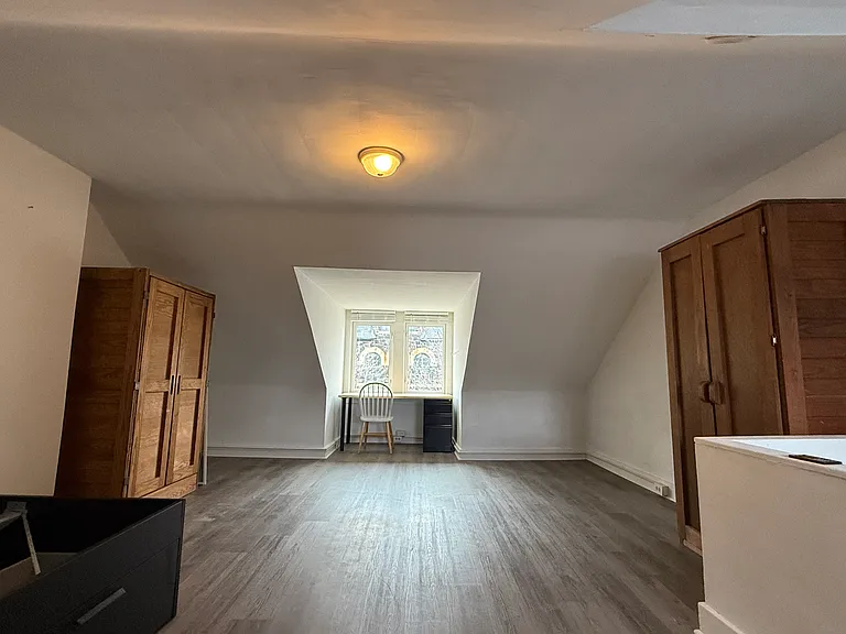 437 Montclair Ave — Photo 5