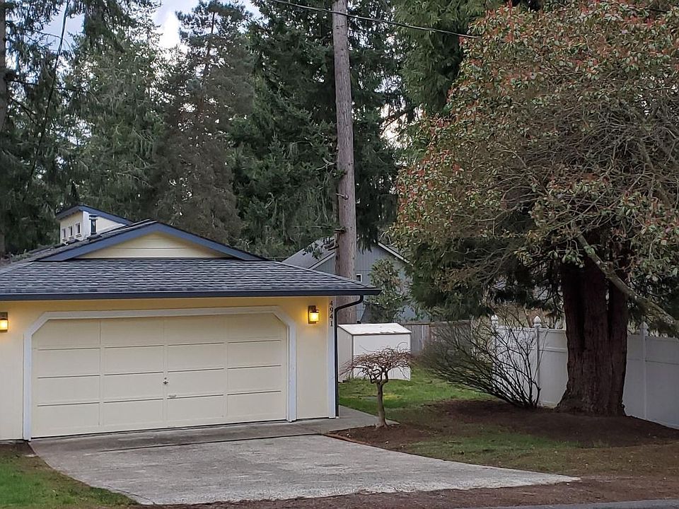 1st image of 4941 Marian Dr NE