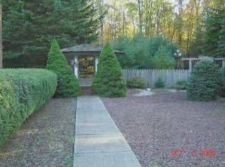 29 Shade Tree Rd, White Haven, PA 18661