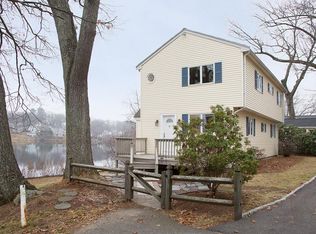 1 Beaconcrest Ct, Billerica, MA 01821